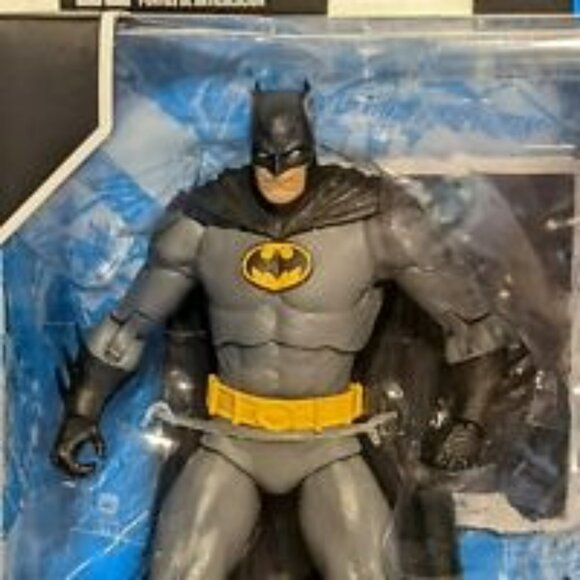 DC Multiverse Batman: Three Jokers BATMAN 7" Action Figure McFarlane Toys - Picture 2 of 4